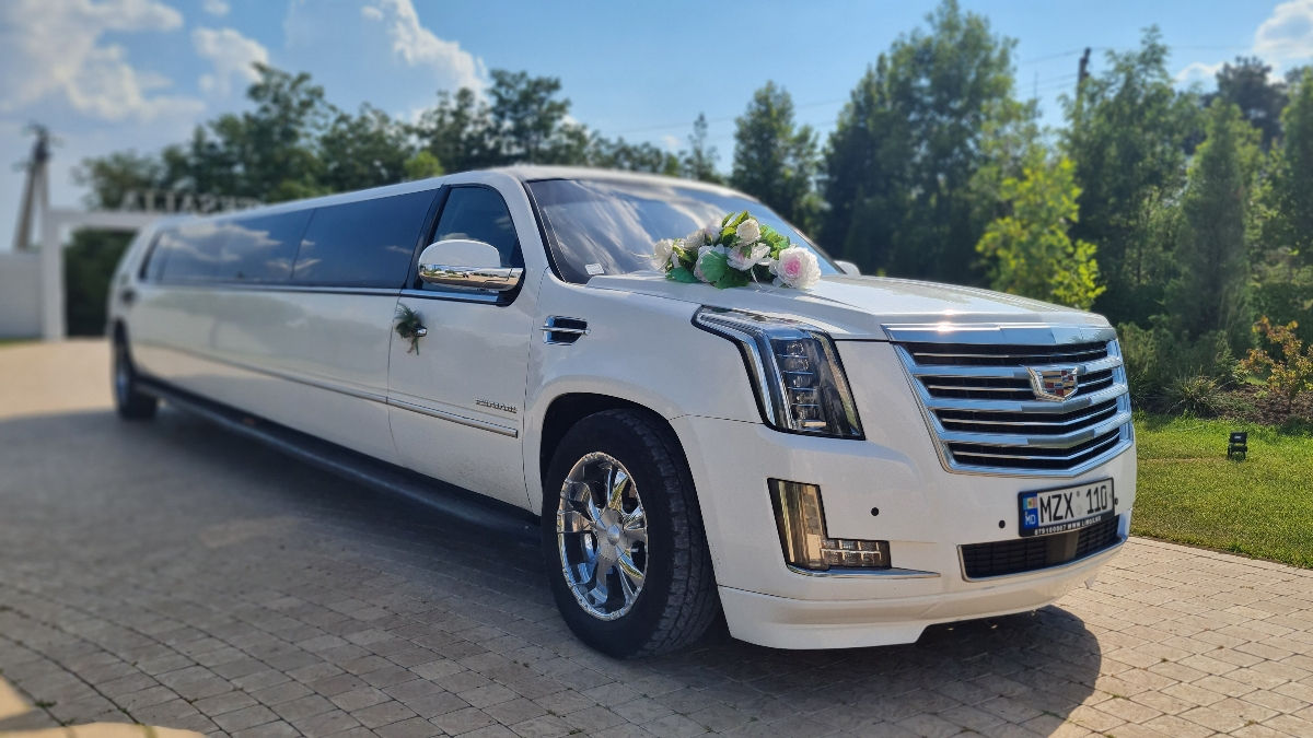 Limuzina Cadillac Escalade foto 2