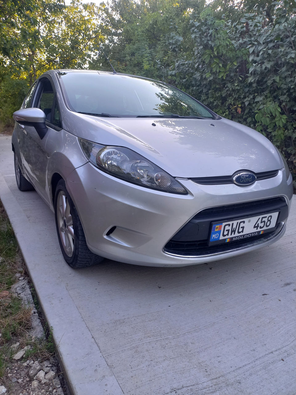 Ford Fiesta foto 1
