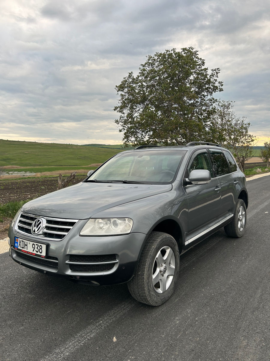 Volkswagen Touareg foto 3