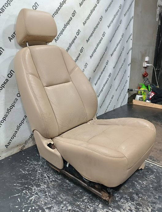 Салон (сиденья) бежевая кожа Cadillac Escalade III. Разборка Cadillac фото 1