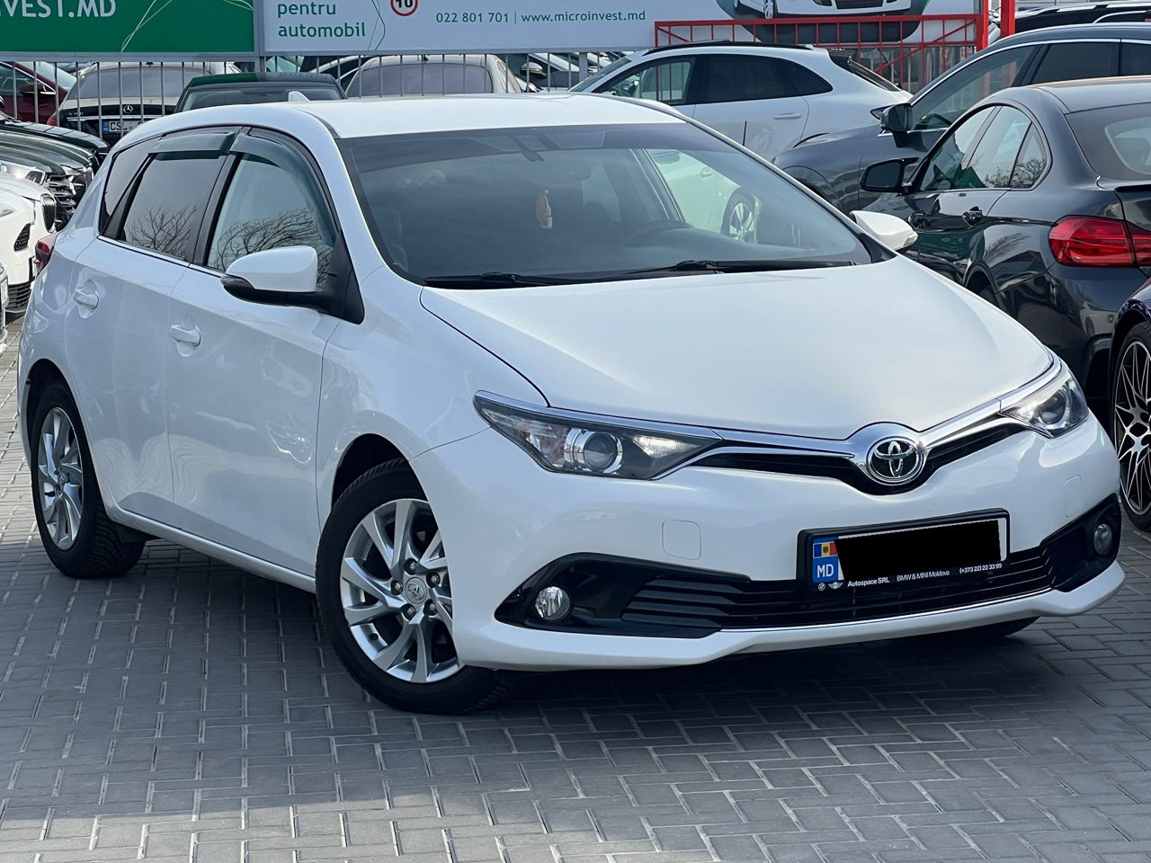 Toyota Auris foto 3