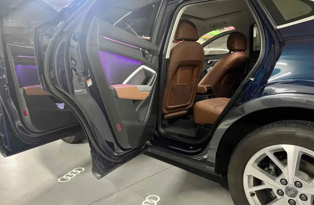 Audi Q3 foto 13