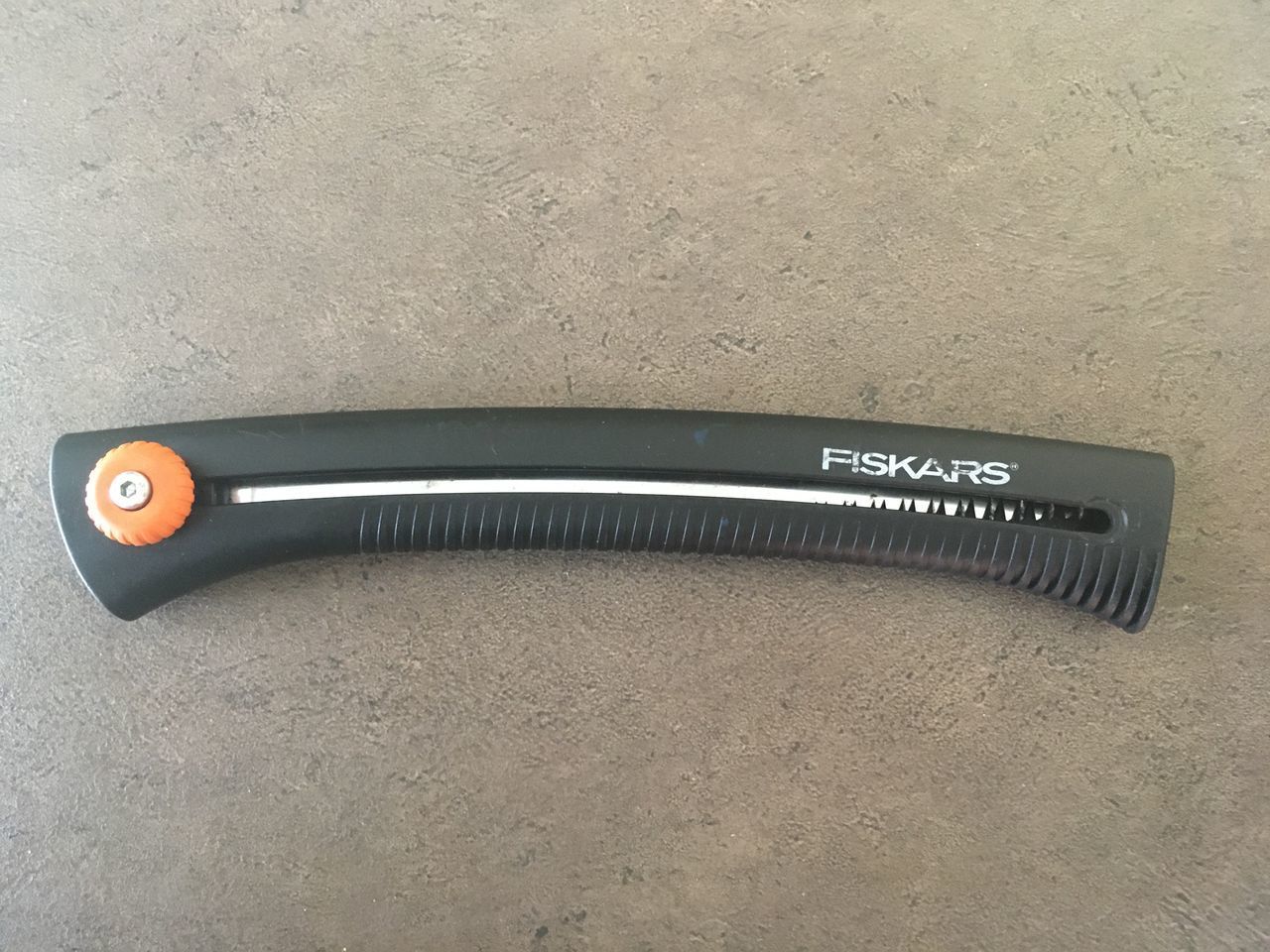 пила складная Fiskars, Финляндия