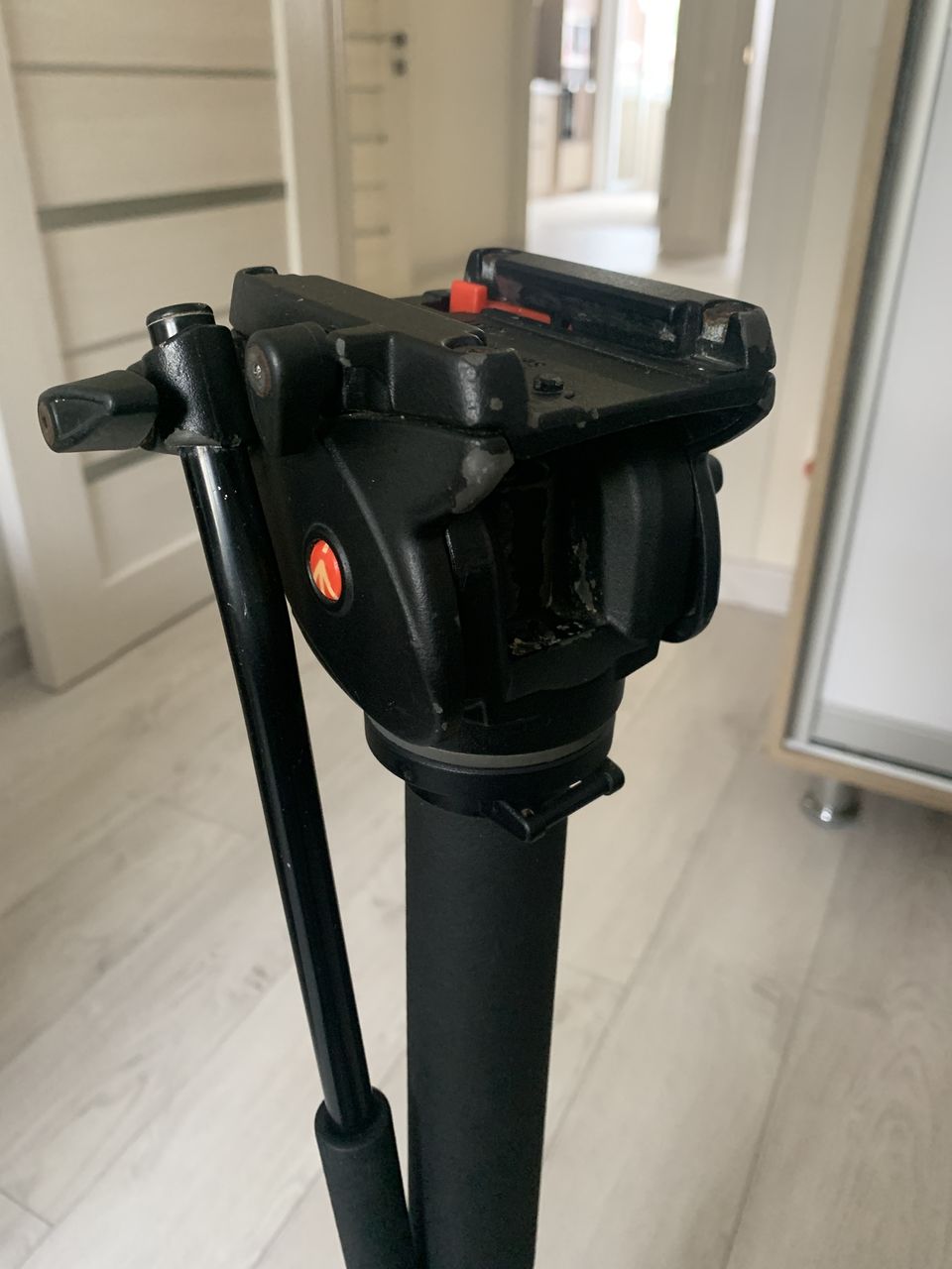 Монопод Manfrotto 561BHDV-1