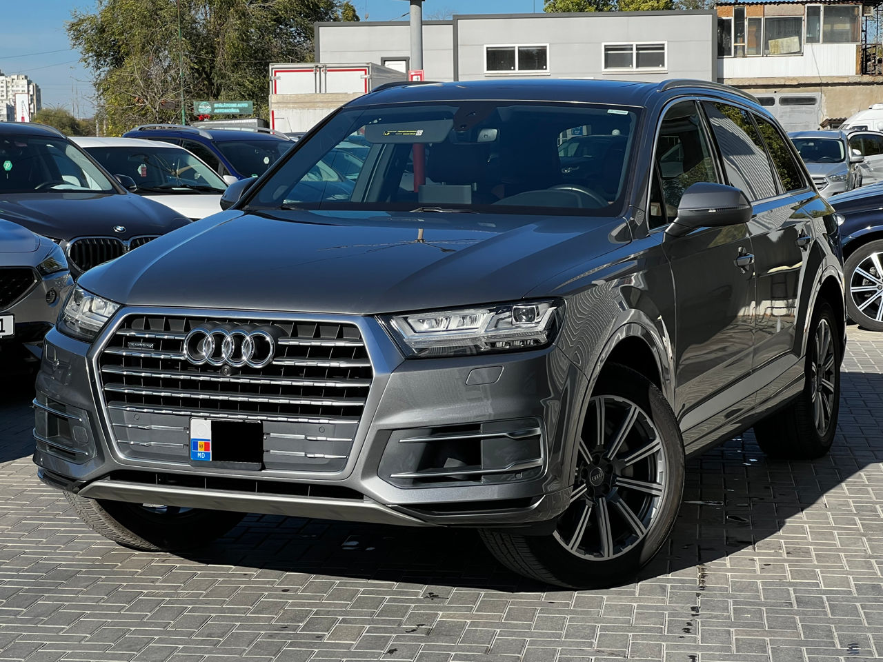 Audi Q7 foto 0