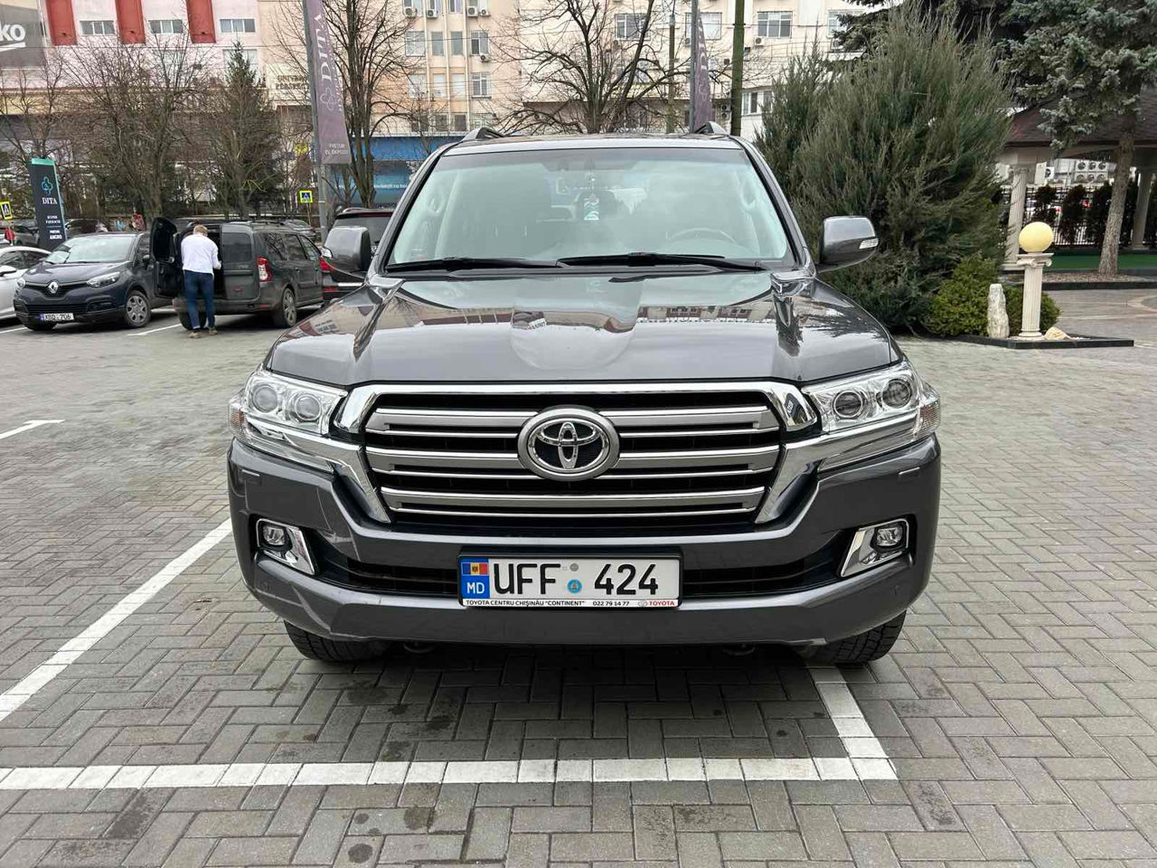 Toyota Land Cruiser foto 0