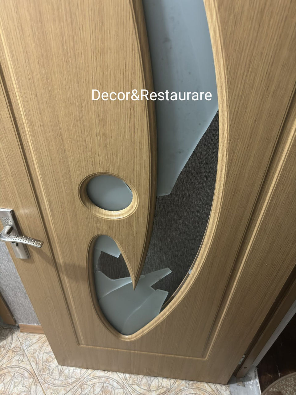 Sticla in usi, geamuri si mobila, restaurare vitralii stricate. foto 2