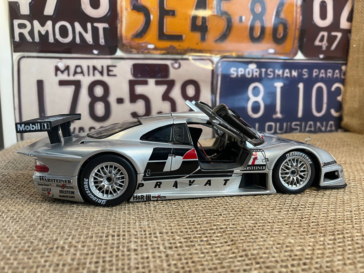 Масштабные модели авто 1:18 Mercedes CLK GTR