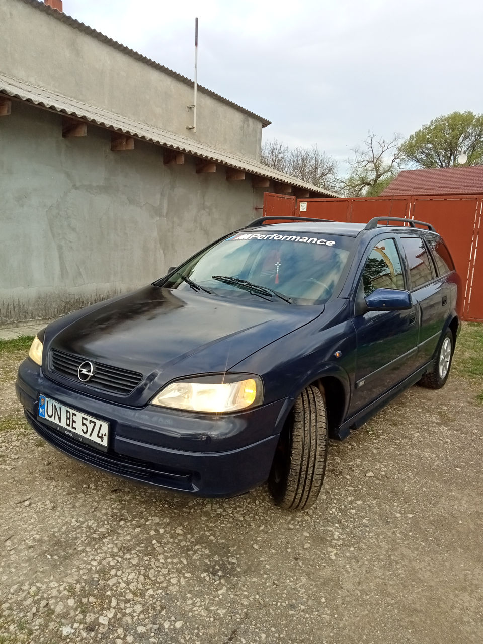 Opel Astra foto 1