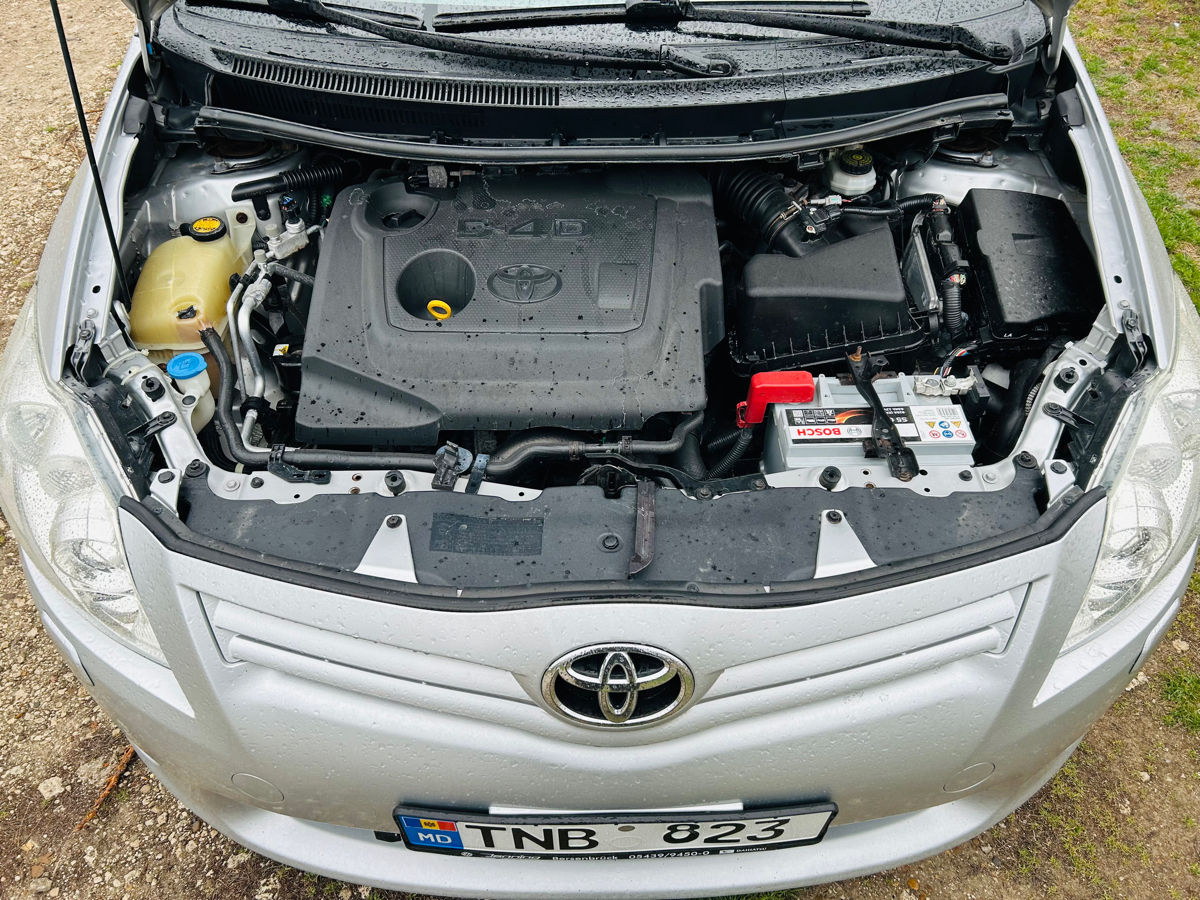 Toyota Auris foto 6