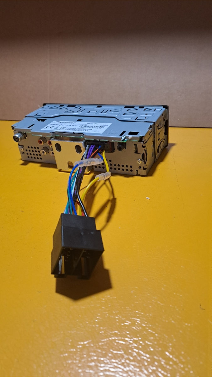 Pioneer mvh-180ui radiocasetofon магнитола  фото 5