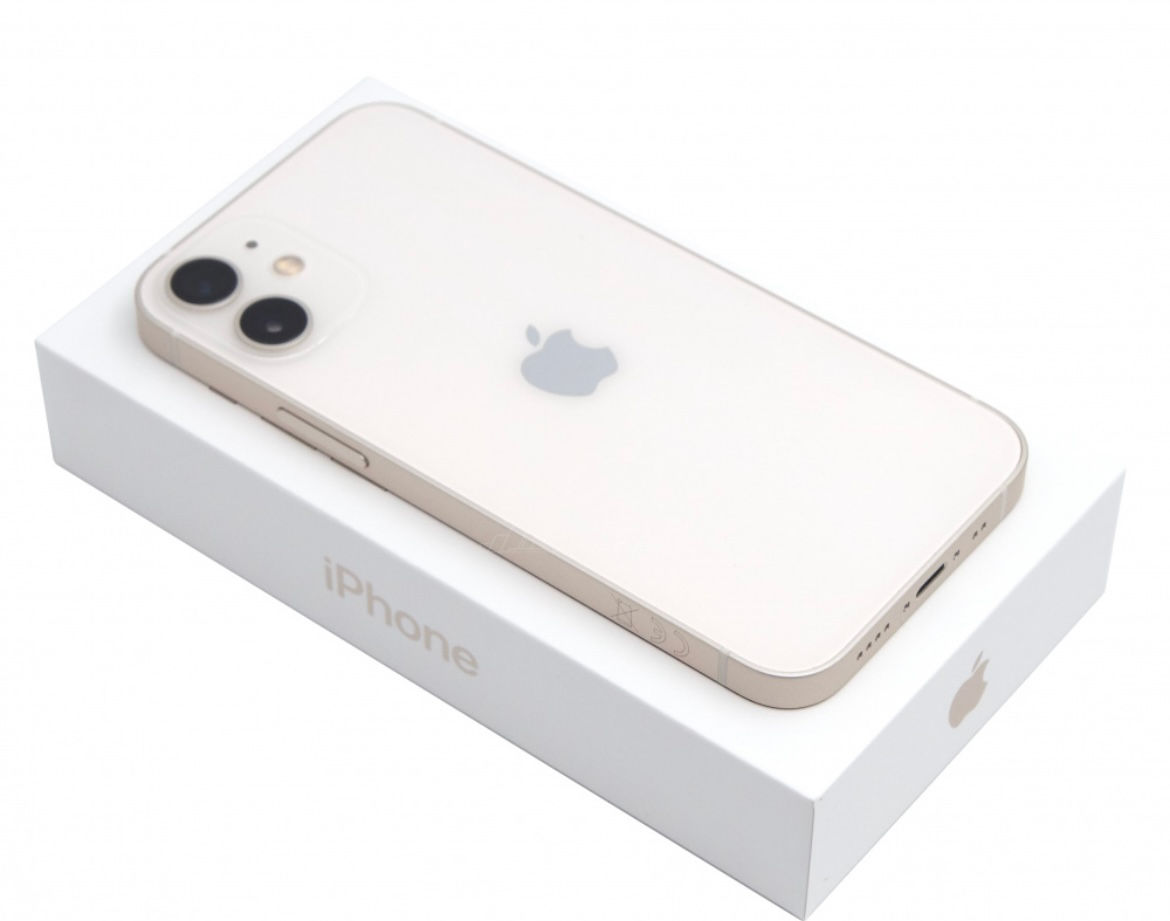 Apple iPhone 12 белый 128 б/у