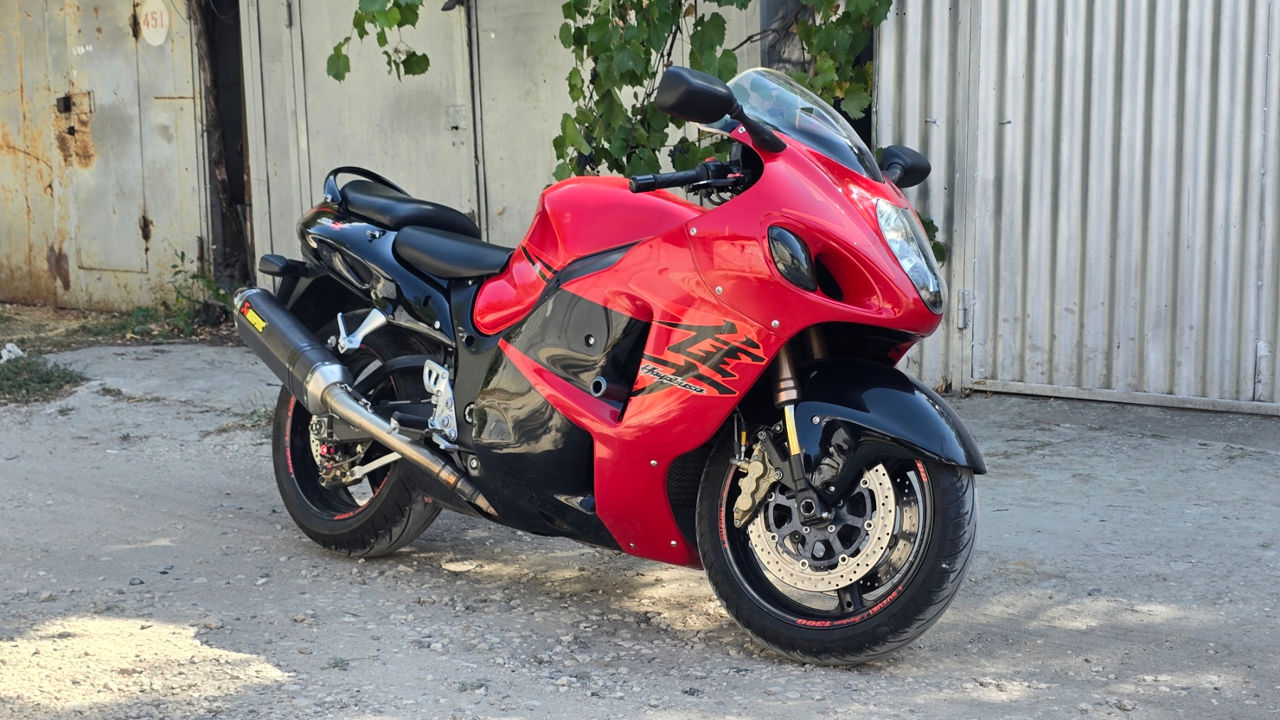 Suzuki GSX1300R HAYABUSA foto 0