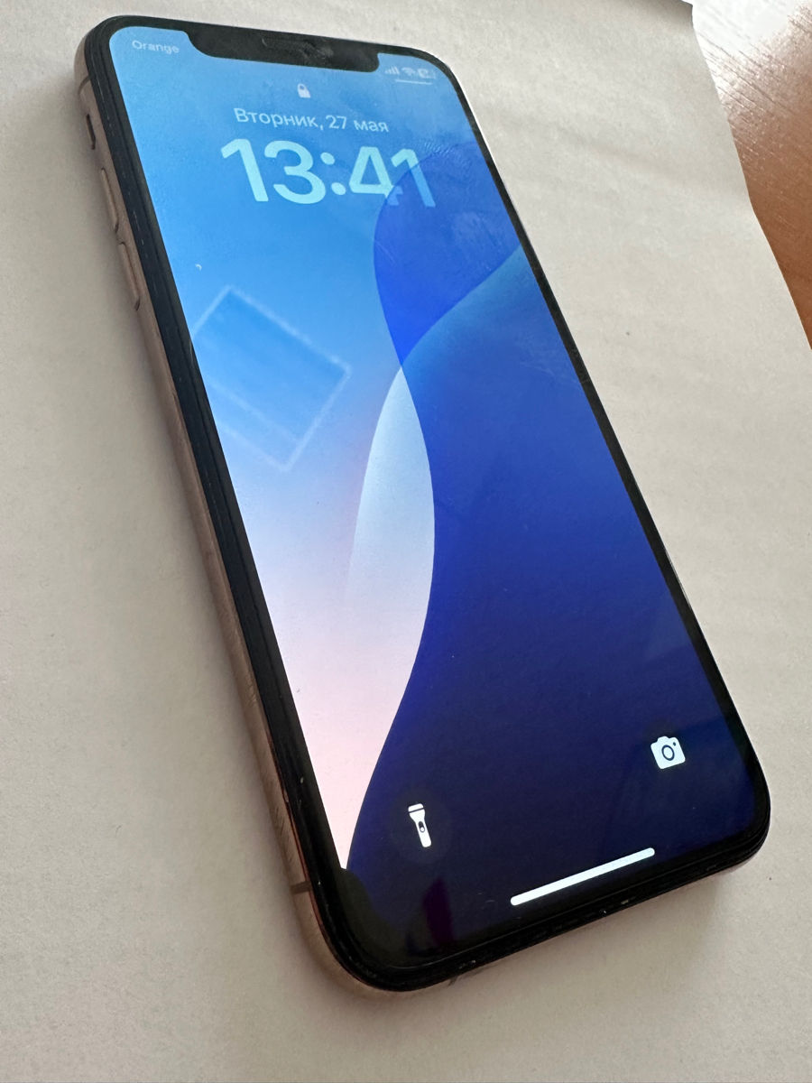 iPhone Xs gold foto 0