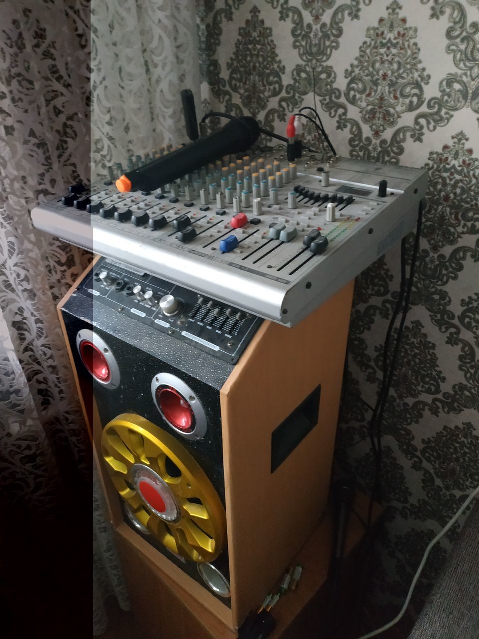 Продам колонку и микшерный пульт!