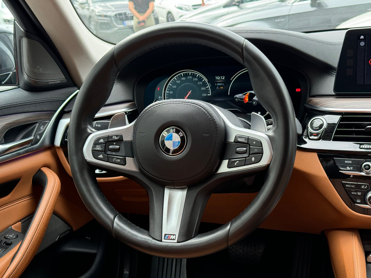 BMW 5 Series foto 8