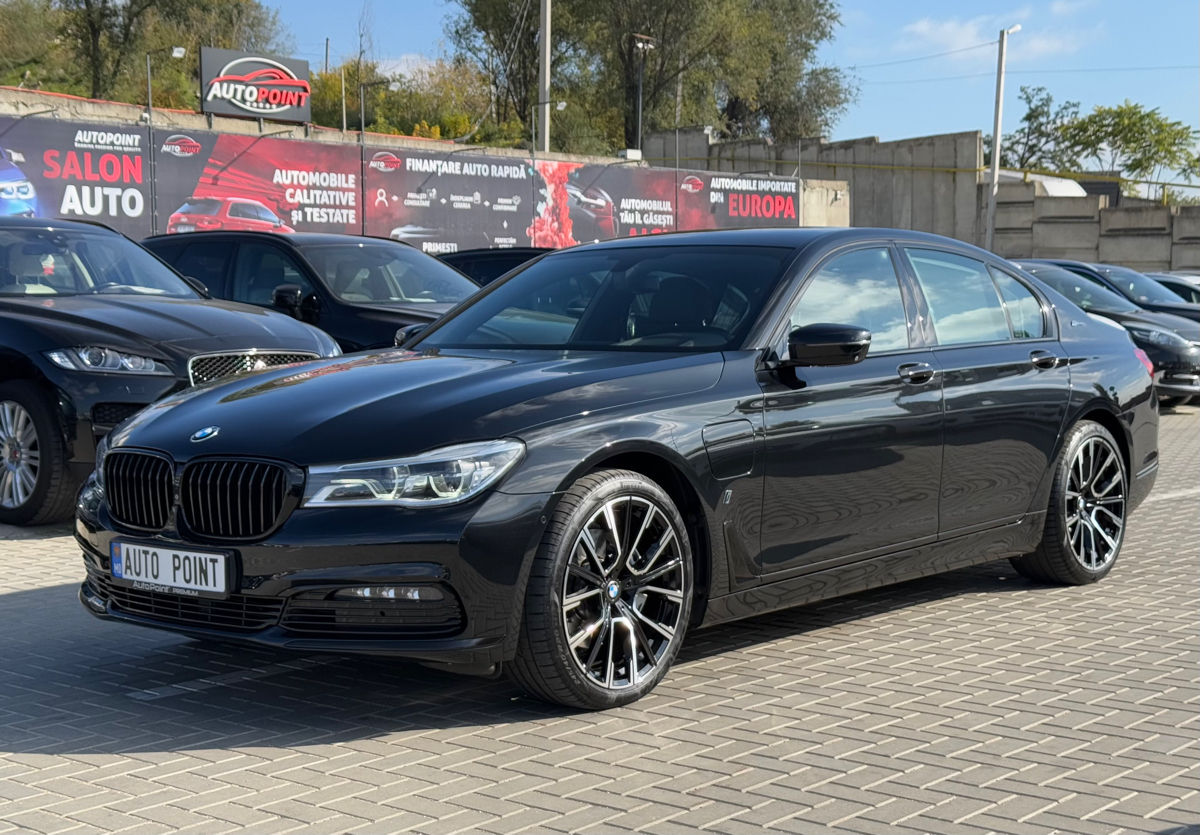 BMW 7 Series foto 0