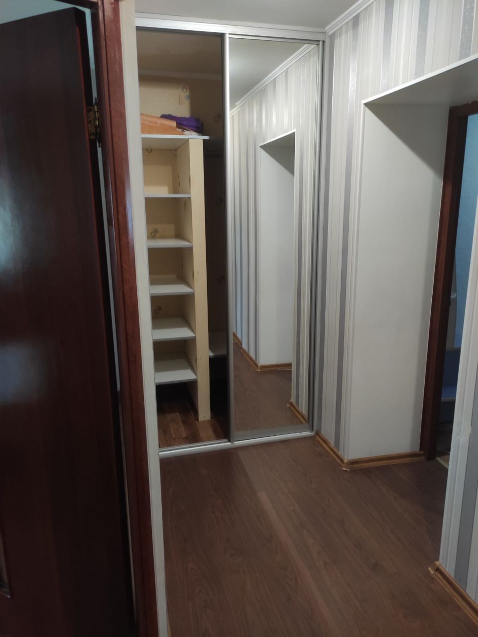 Dau N Chirie Apartament Cu Camere La Stelu A