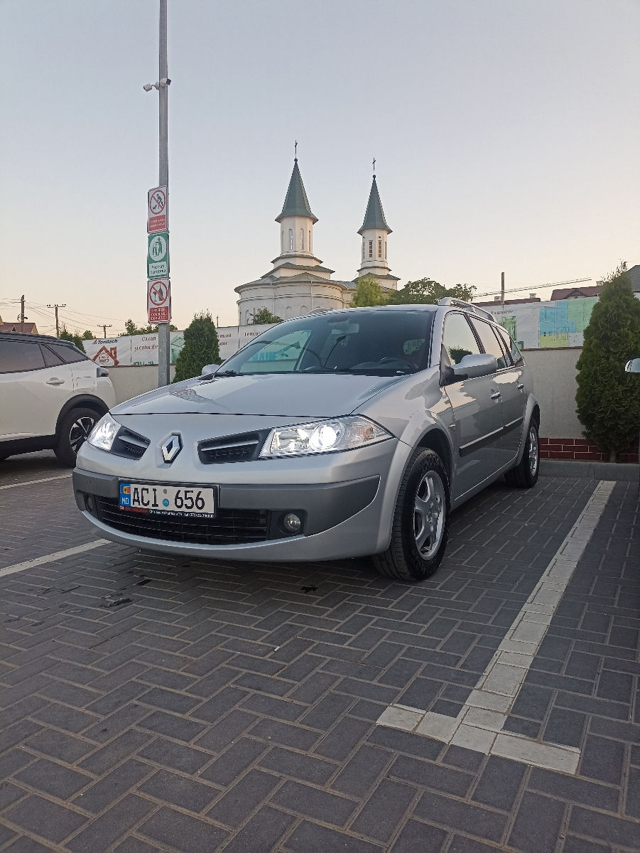 Renault Megane foto 3