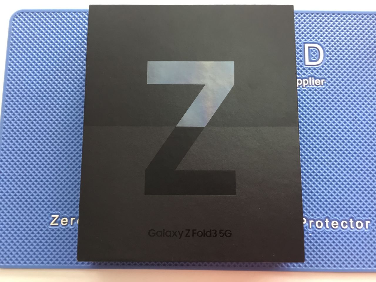 samsung-galaxy-z-fold3-5g-black-12-256gb-100