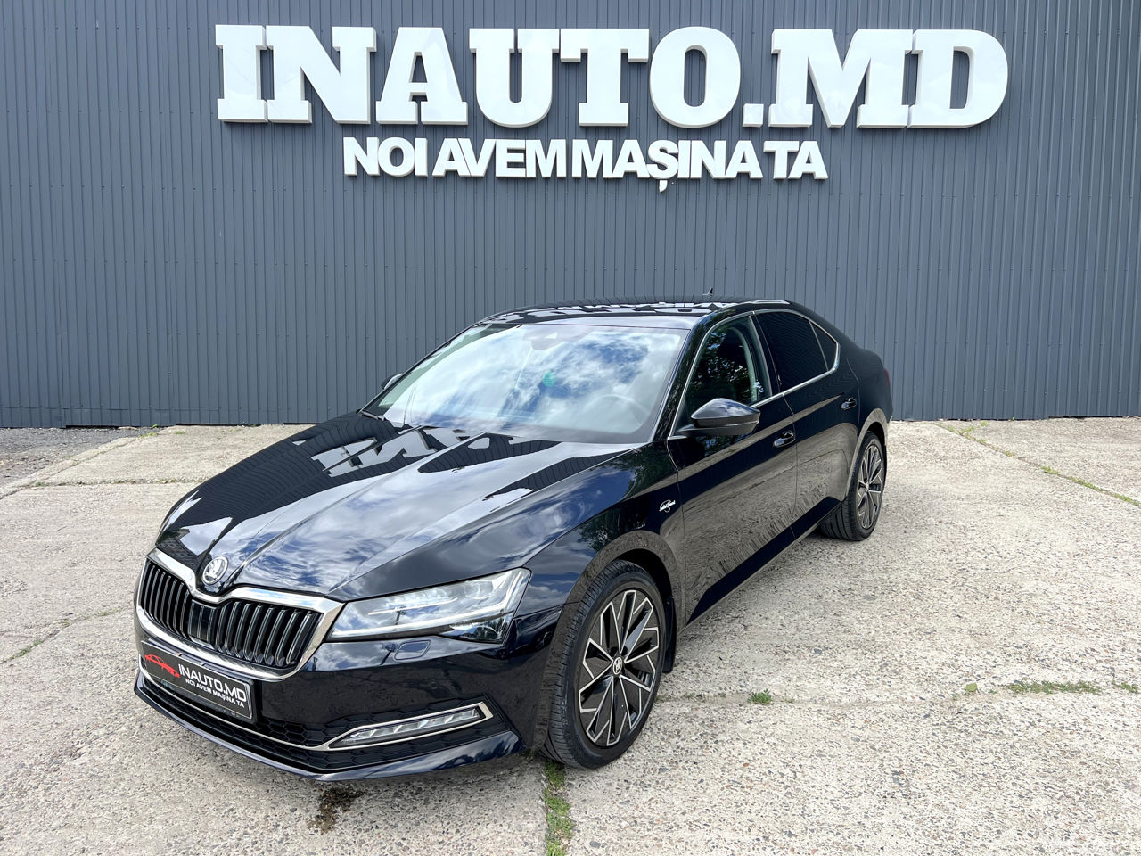 Skoda Superb 2019 — 1