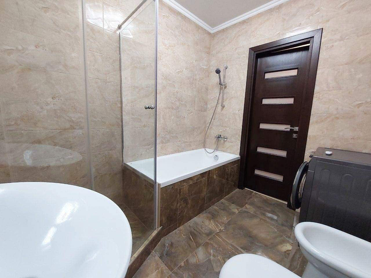 Apartament cu 2 camere, 51 m², Centru, Chișinău foto 3