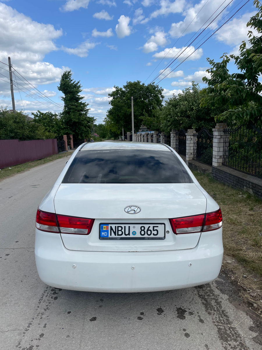 Hyundai Sonata фото 1