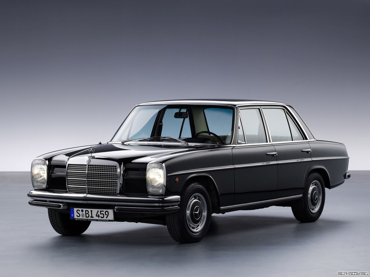 Mercedes-Retro-70-80e goda.W115,W116,W123,W124,W126,M115-116-117,M615-616-617,M102-103-104,M601-602 foto 10