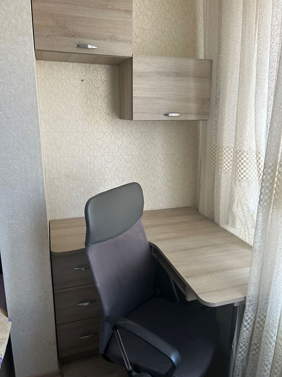 Set mobilier birou - 2 mese colț + 2 dulapuri de perete (dreapta și stanga) foto 5