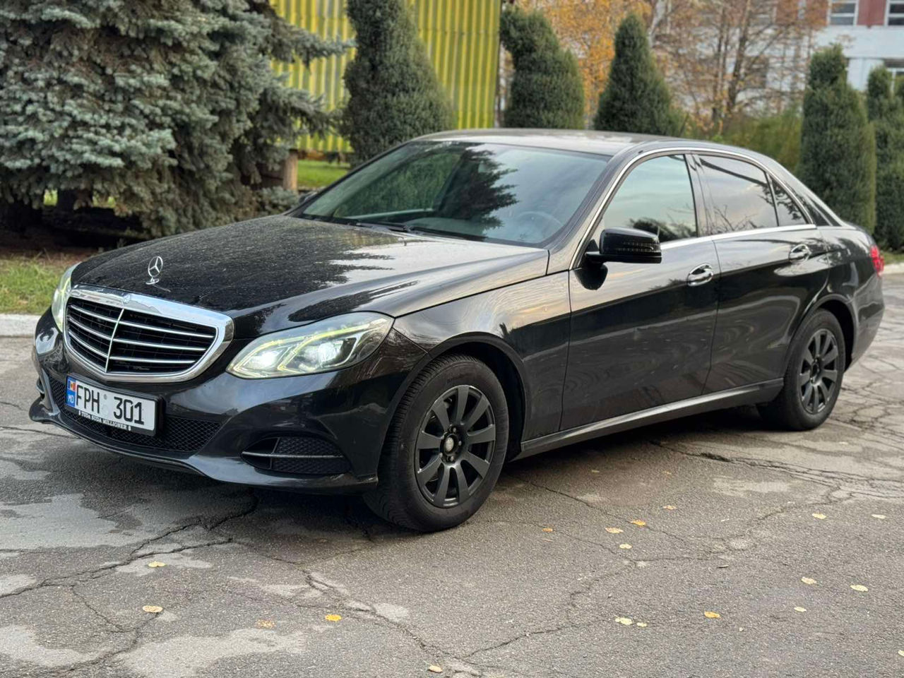 Mercedes E-Class foto 2