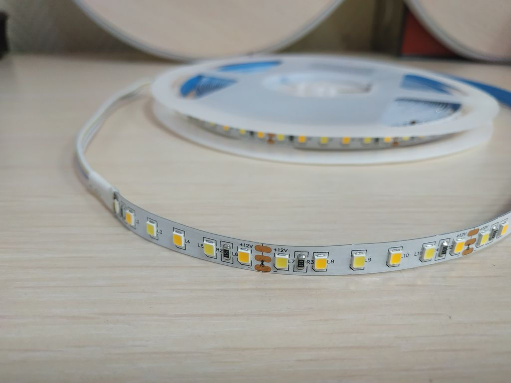 Bandă LED 2835/180 W+WW (2700K/6500K) IP20 12V 8W/m, 5m foto 0