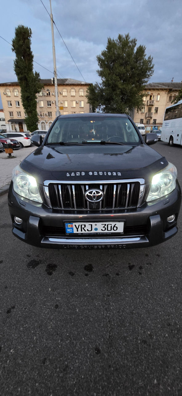 Toyota Land Cruiser Prado фото 0