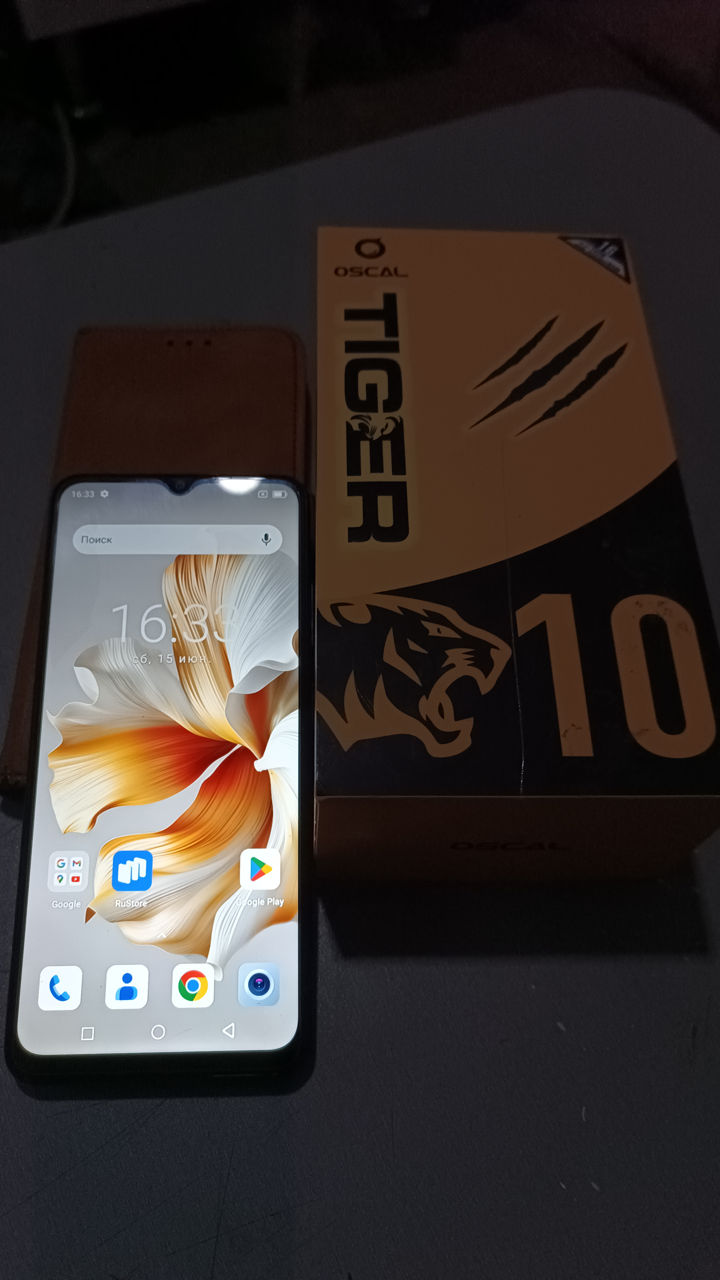 Продам телефон (oskal tiger 10)(256/8+8 16 gb)