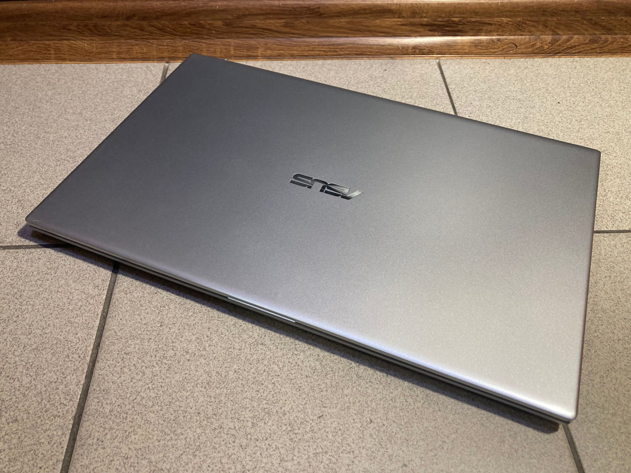 Asus R754 17 inch i7-10Gen 16 RAM SSD 512 фото 2
