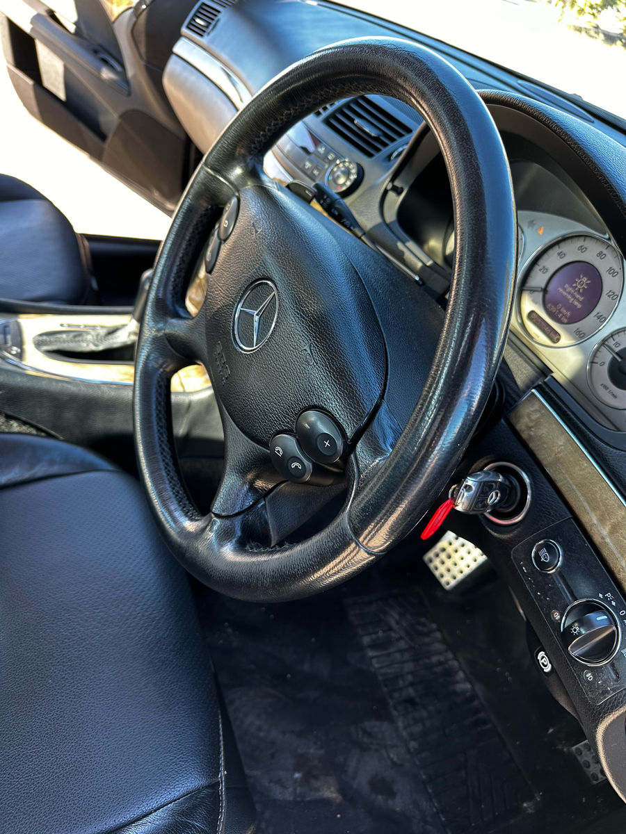 Mercedes W211 foto 2