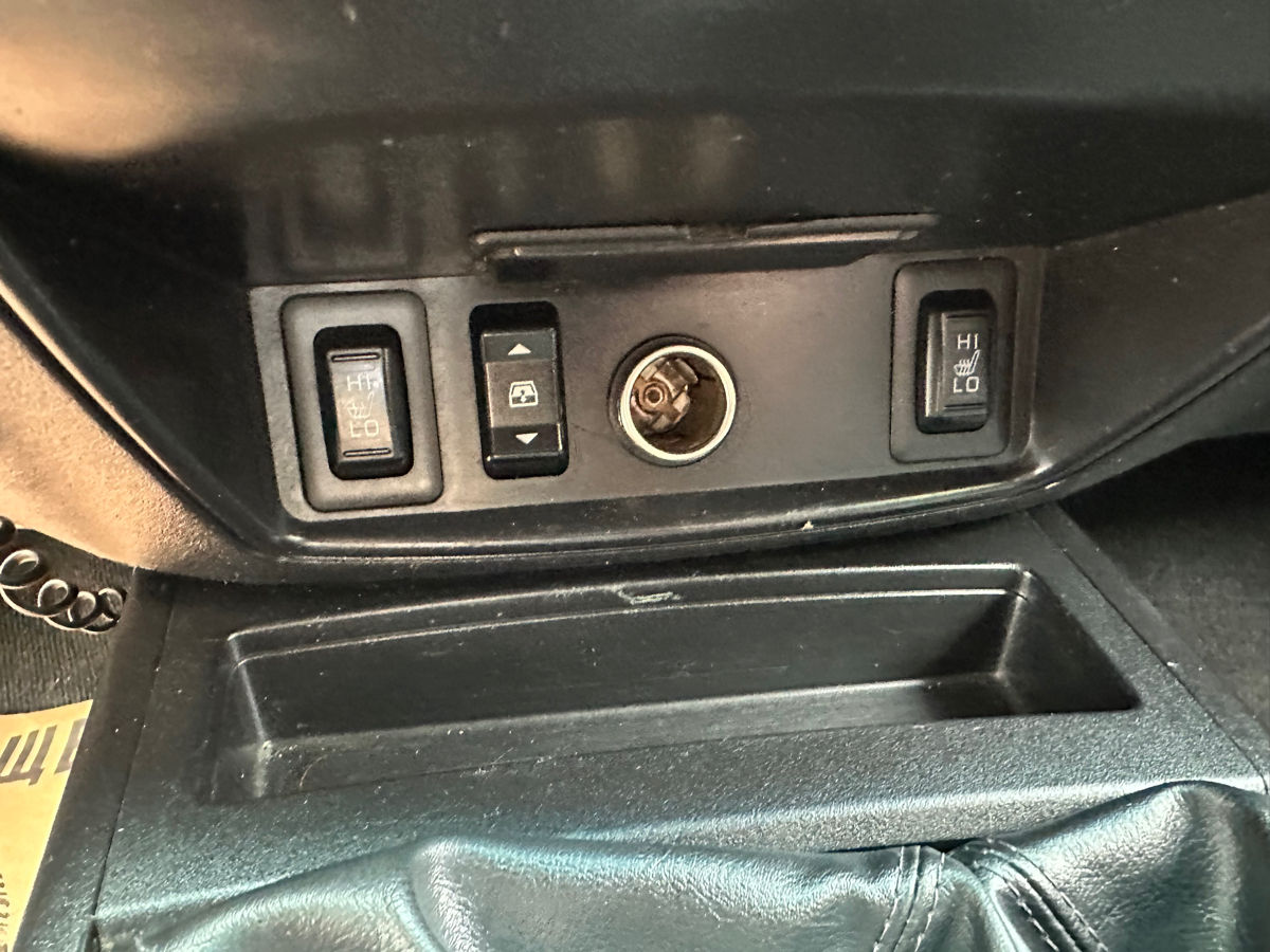 Mitsubishi L200 foto 8