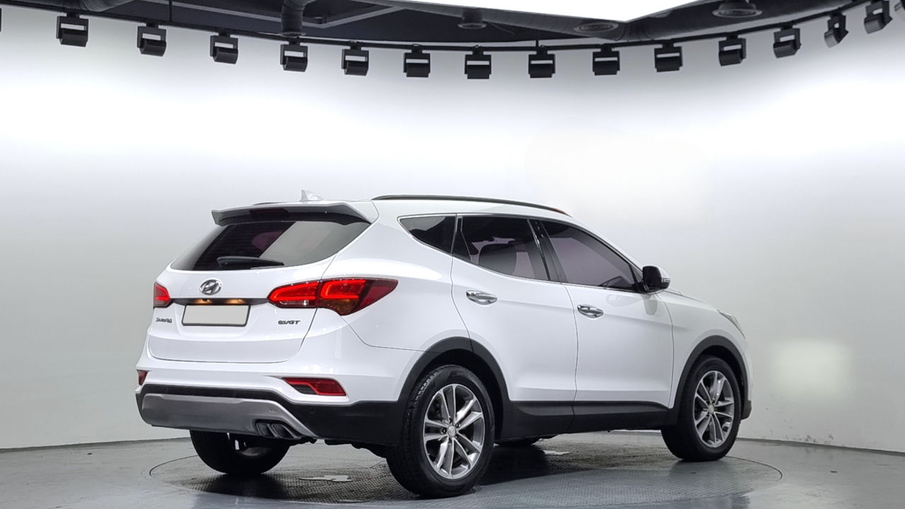 Hyundai Santa FE foto 1