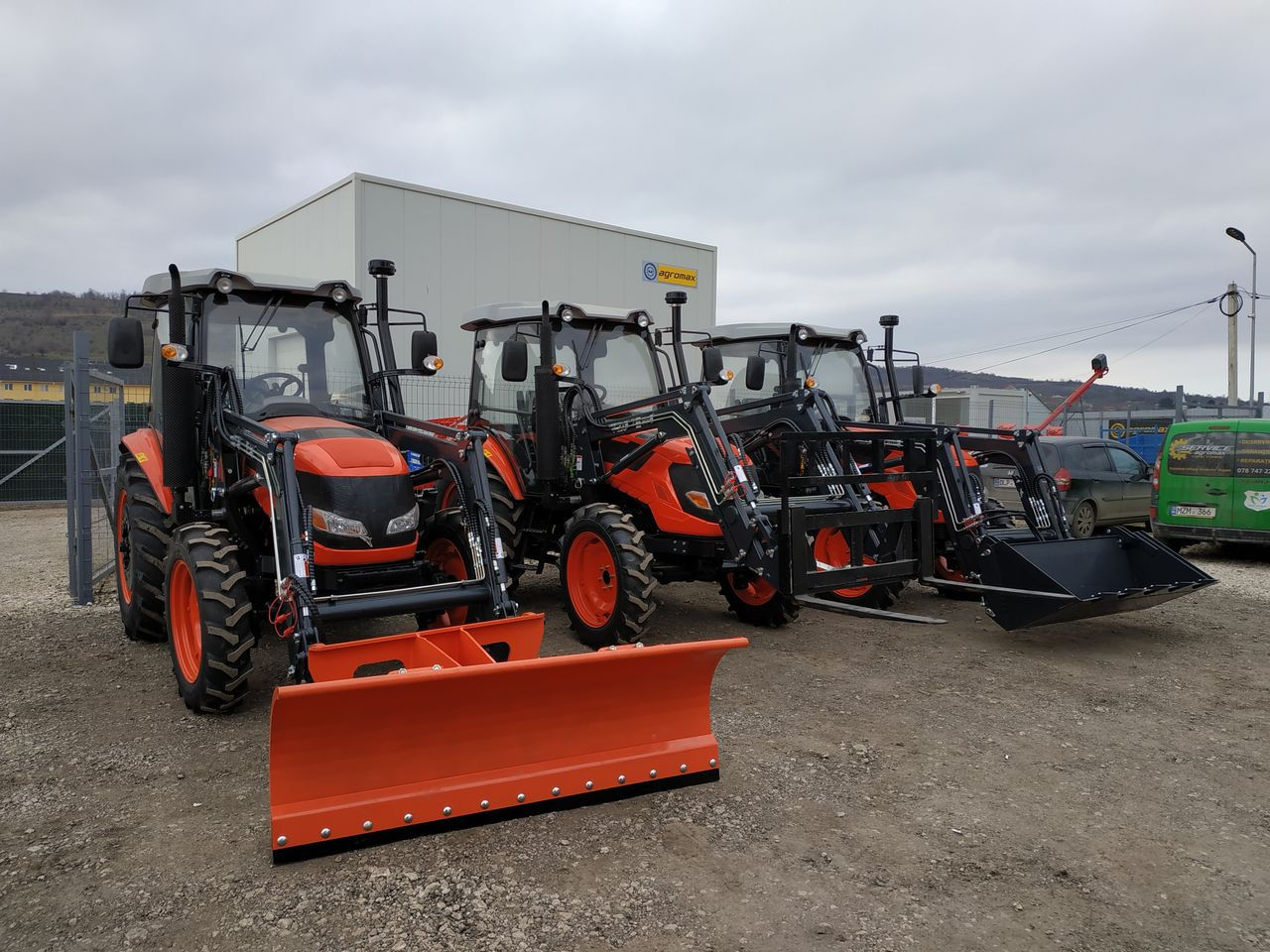 Tractor Agromax FL804C cu încărcător frontal (80 CP) foto 1