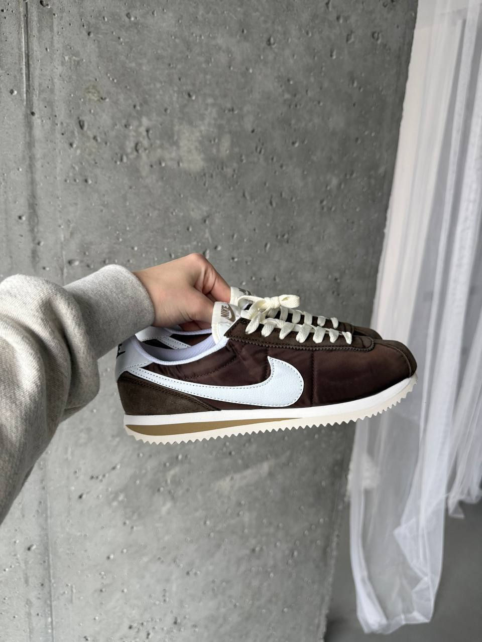 Nike Cortez Brown premium foto 1