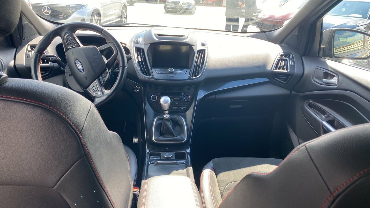 Ford Kuga фото 8