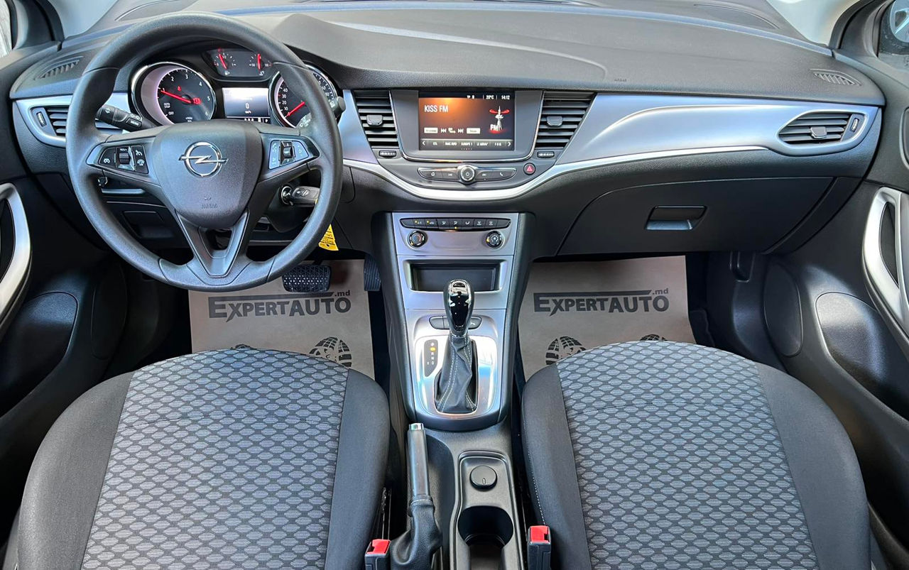 Opel Astra foto 9