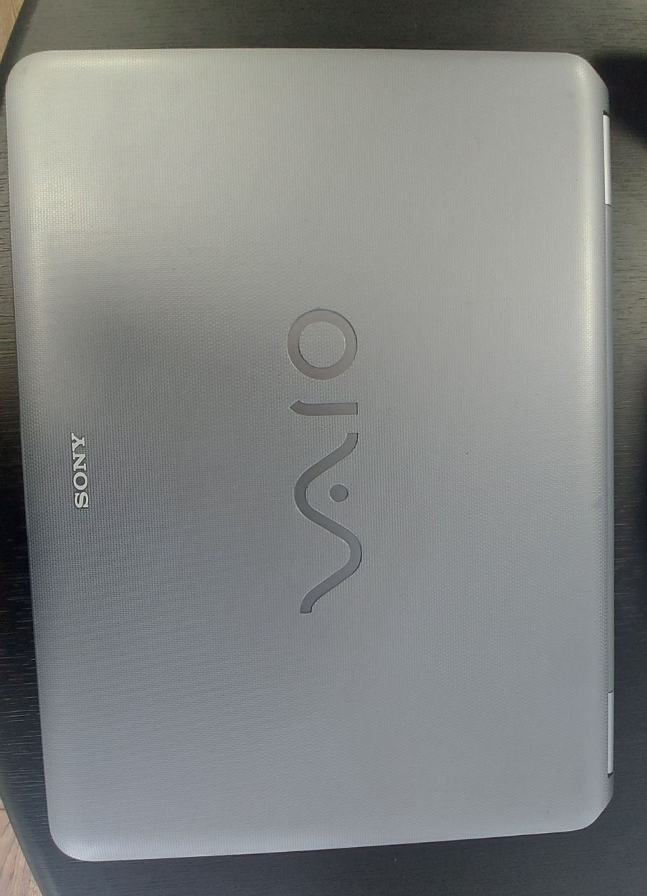 Notebook Sony Vaio și server Toshiba foto 11