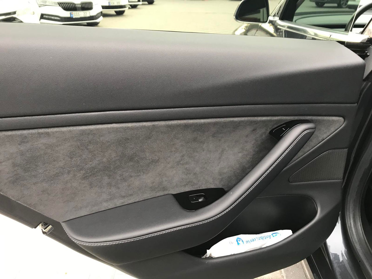 Tesla Model 3 foto 15