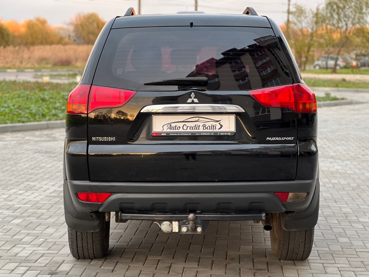 Mitsubishi Pajero Sport foto 10