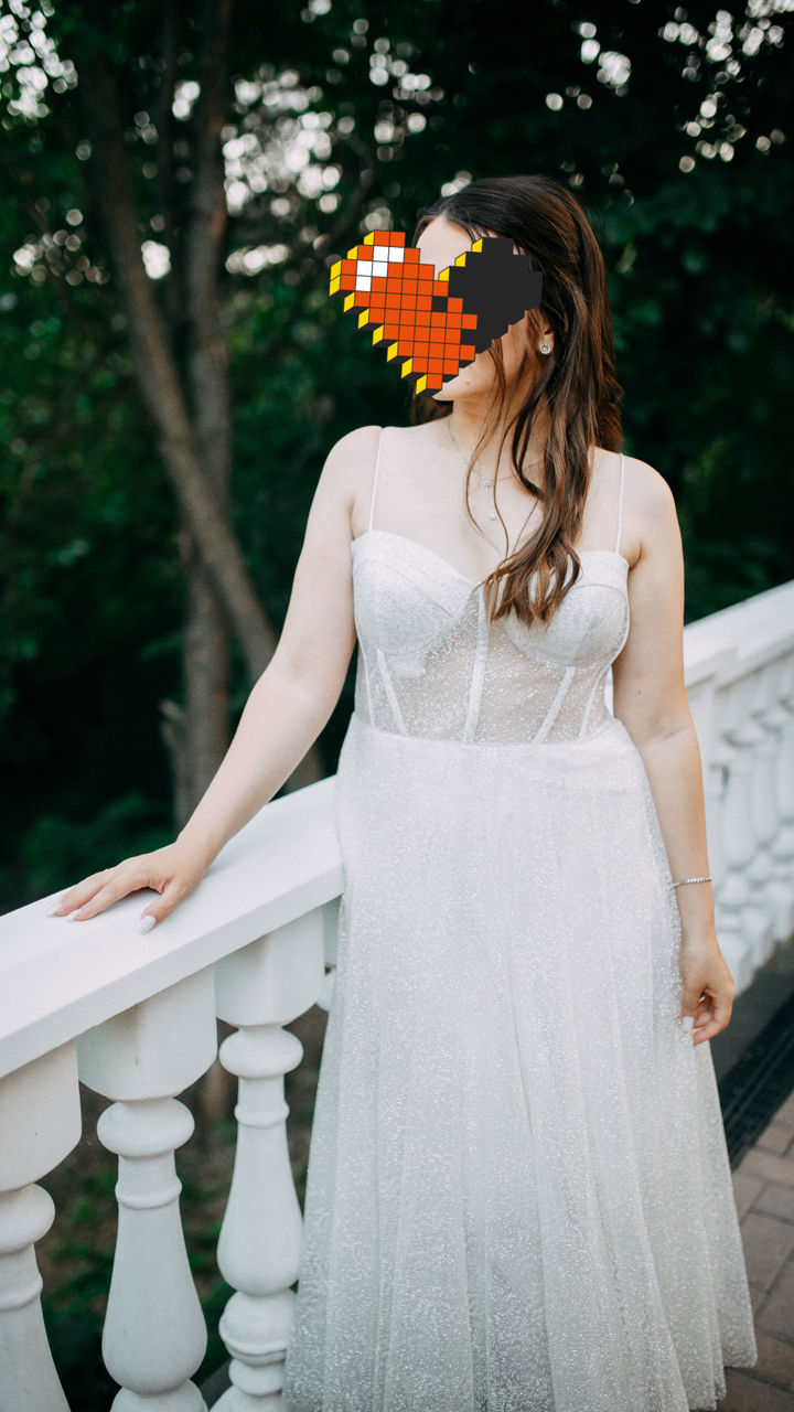 Rochie elegantă albă cu sclipici – mărimea 40 foto 0