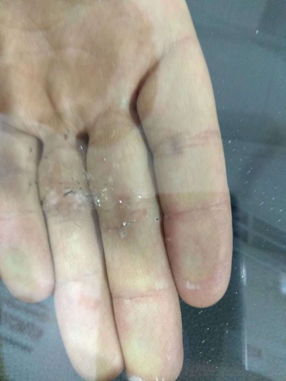 Reparatie la parbriz/ремонт лобовых стекол foto 1