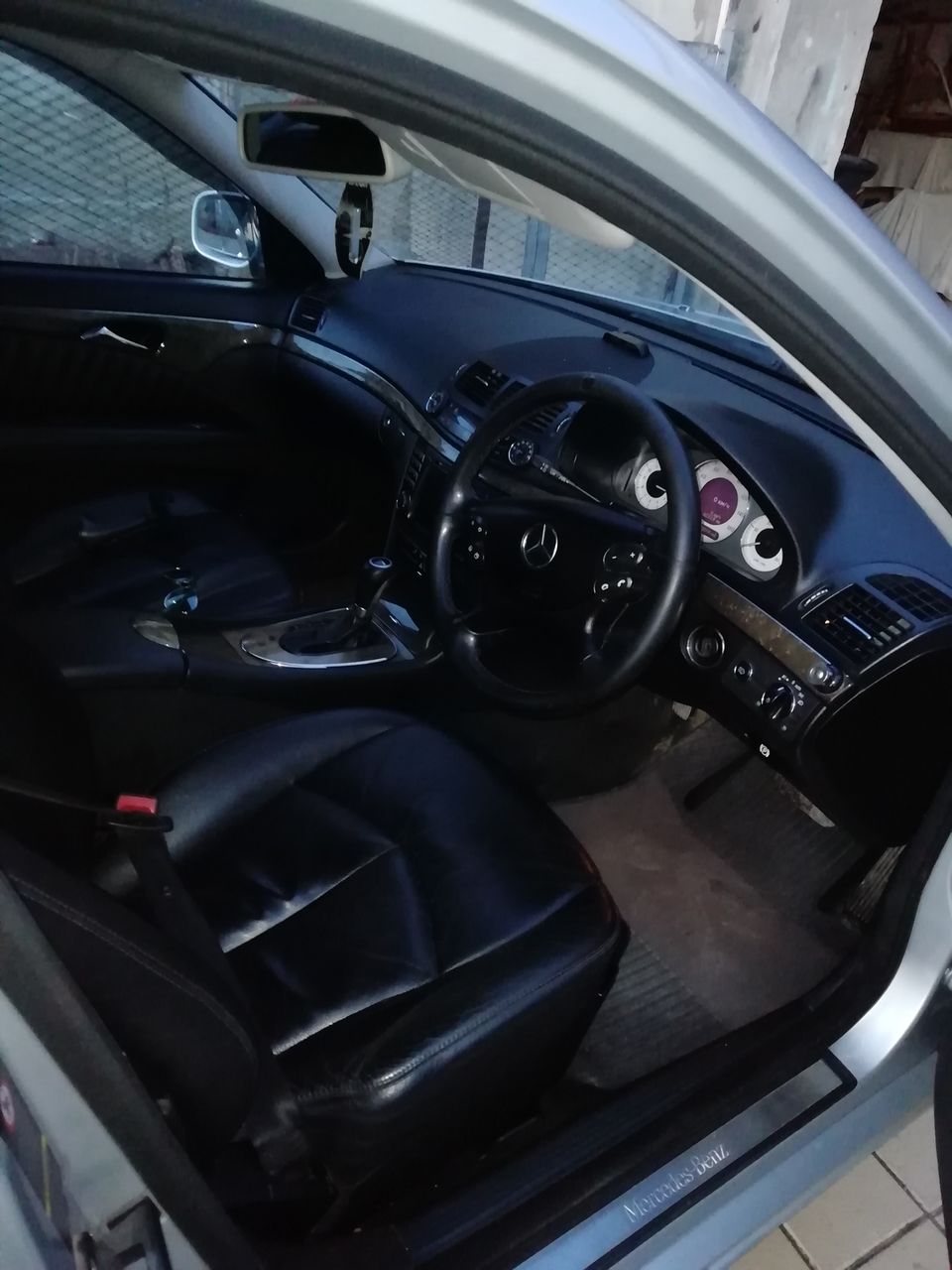 Dezmembrare Mercedes W211, W212, W221. foto 0