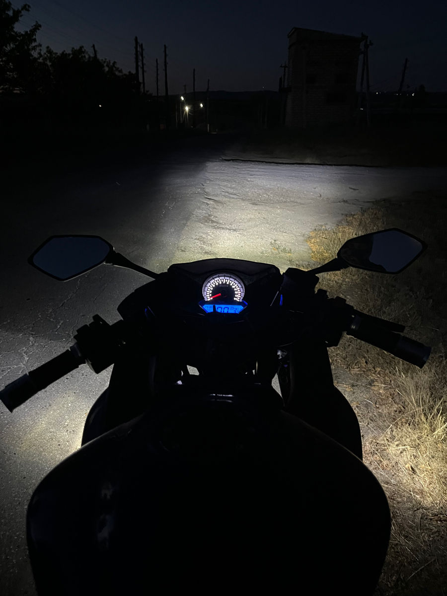 Maxon R12 foto 2