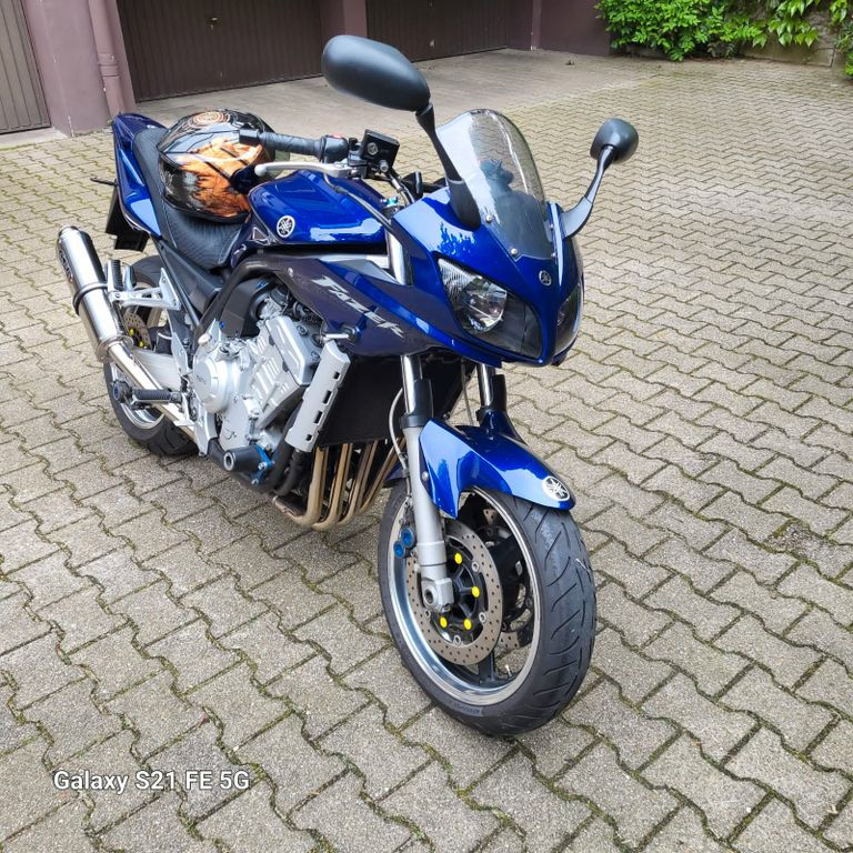 Yamaha Fzs1000