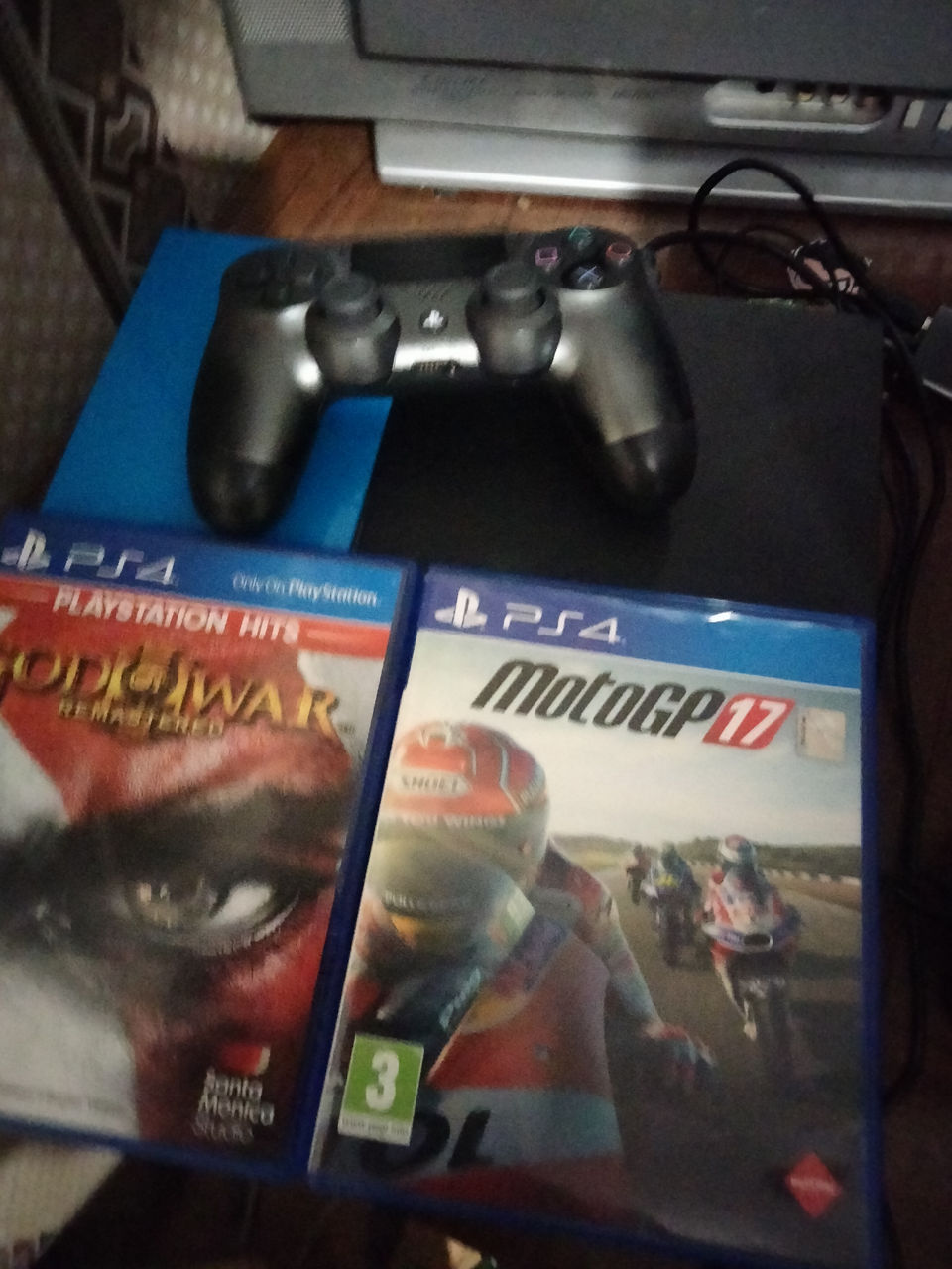 Продам идеально чистую ухоженной пс 4 фат